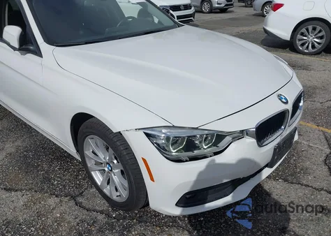 2018 BMW 320I из США, поврежденный, VIN WBA8E1G54JNU92464
